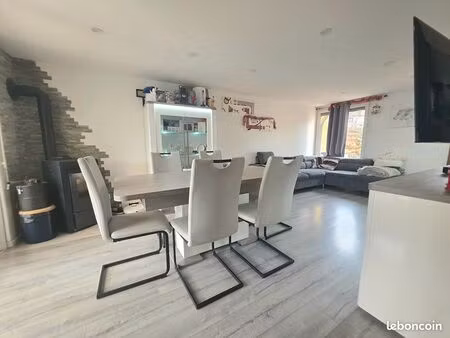 pavillon 4 pièces 79 m²