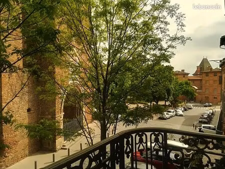 superbe appartement ancien  t4  centre de montauban  à 200m de la place nationale