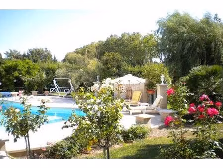 villa de luxe de 7 pièces en vente eyguières  france