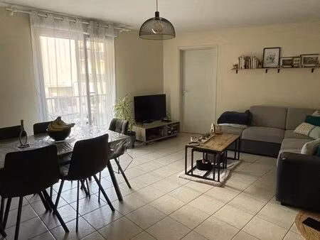 appartement t2 bis à louer