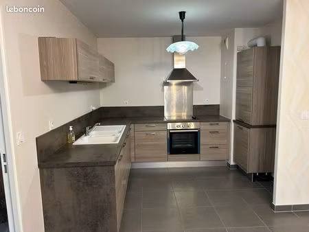 appartement 3 pièces 65 m2  balcon 4 5 m2