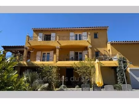 villa de 4 chambres de luxe en vente montfort-sur-argens  provence-alpes-côte d'azur