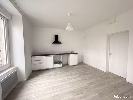 t2 de 33m2 proche mairie