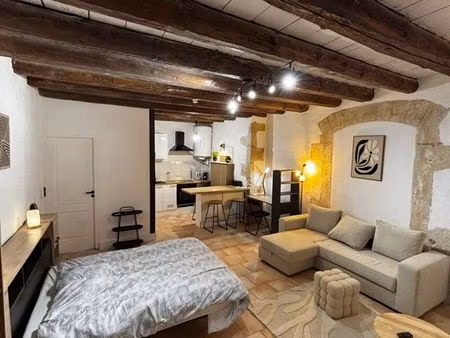 apparemment hyper centre nîmes