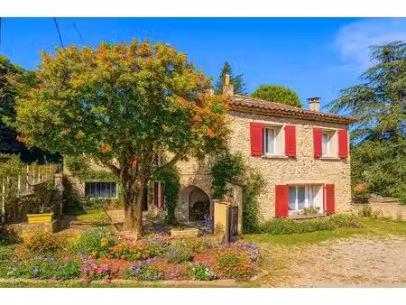 villa de 9 pièces de luxe en vente entrechaux  provence-alpes-côte d'azur