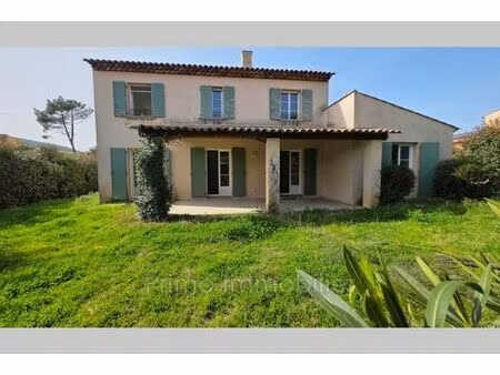 villa de luxe de 4 chambres en vente la môle  france