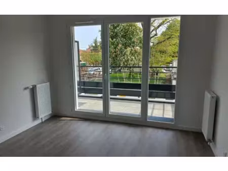 vaires-sur-marne (77360)