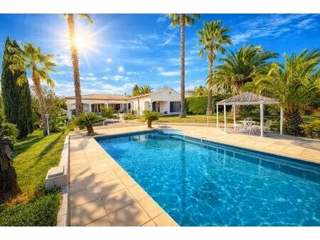 maison de prestige de 156 m2 en vente le castellet  france