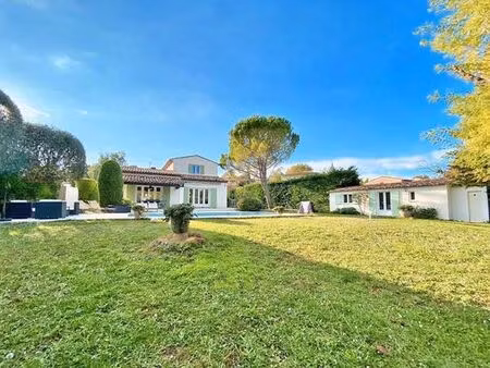 villa de 7 pièces de luxe en vente le rouret  provence-alpes-côte d'azur