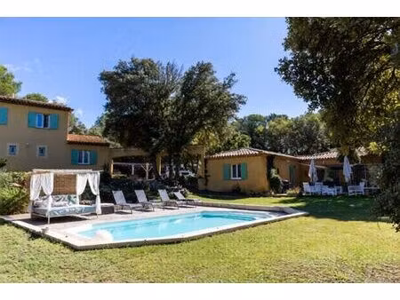 villa de luxe de 8 pièces en vente rognes  france