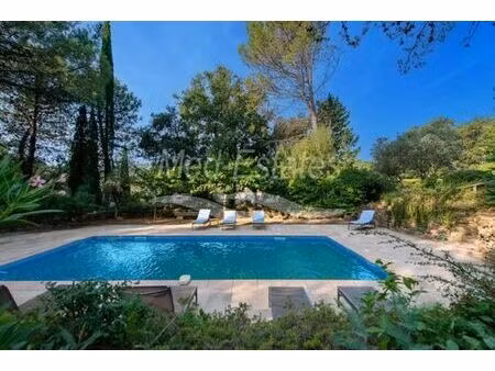 villa de luxe de 4 chambres en vente la garde-freinet  provence-alpes-côte d'azur