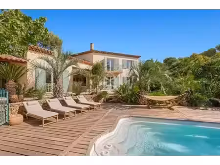 villa de 8 pièces de luxe en vente la londe-les-maures  provence-alpes-côte d'azur