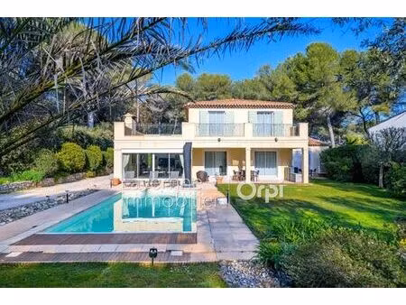 villa de luxe en vente antibes  france