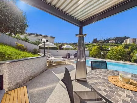maison de prestige de 115 m2 en vente firminy  france