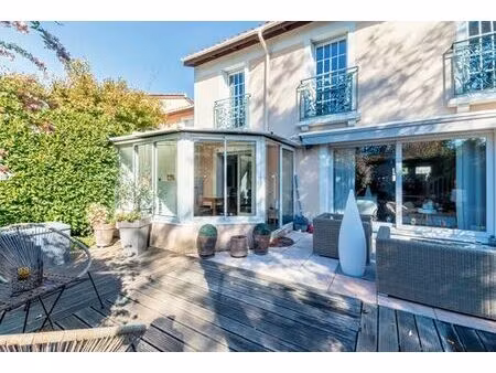 maison de luxe de 4 pièces en vente à lyon  france