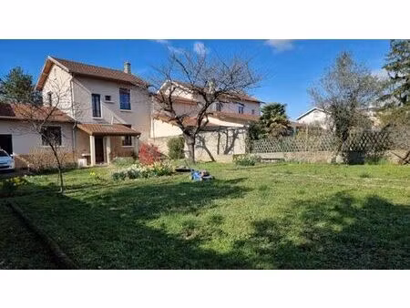 maison de luxe de 90 m2 en vente lyon  auvergne-rhône-alpes