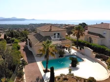 villa de luxe de 6 pièces en vente fréjus  france