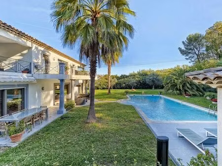 appartement de luxe 5 chambres en vente à mougins  provence-alpes-côte d'azur