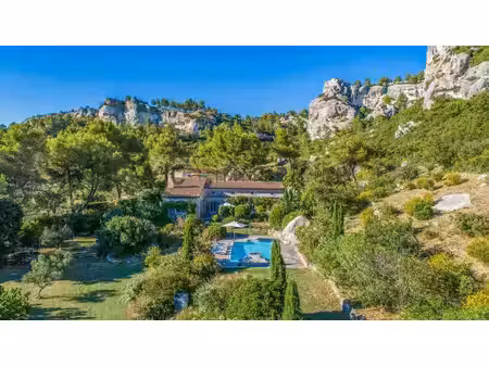 maison de prestige de 328 m2 en vente les baux-de-provence  france