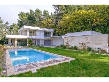 maison de luxe de 213 m2 en vente route des crêtes  cassis  bouches-du-rhône  provence-alp