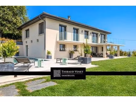 maison de 6 pièces de luxe en vente à rillieux-la-pape  auvergne-rhône-alpes