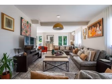 maison de prestige en vente prévessin-moëns  auvergne-rhône-alpes