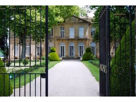 prestigieux château en vente mane  france