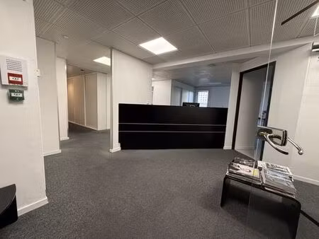 bureau prestigieux de 400 m2 en location - chamalières  france