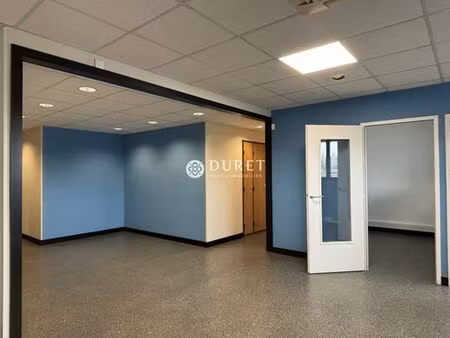 bureau prestigieux de 156 m2 en location - les herbiers  france