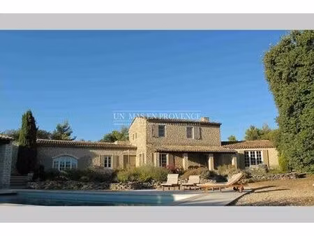 villa de luxe de 5 chambres en location goult  france