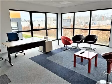 bureau de prestige de 43 m2 en location - belbeuf  france