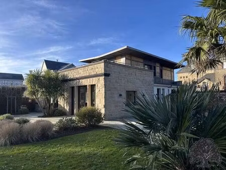 maison de luxe de 192 m2 en location dinard  france