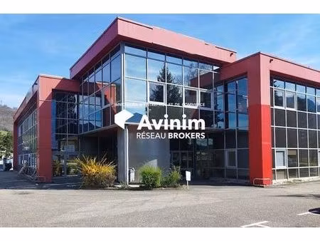 bureau de prestige de 270 m2 en location - cluses  auvergne-rhône-alpes