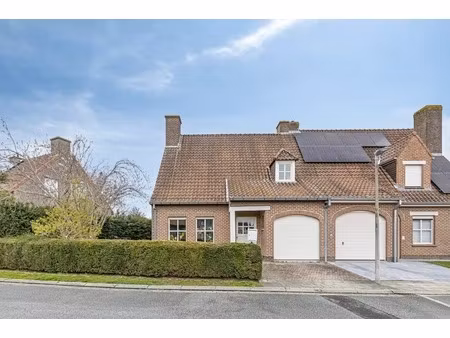 huis te koop in roeselare met 3 slaapkamers