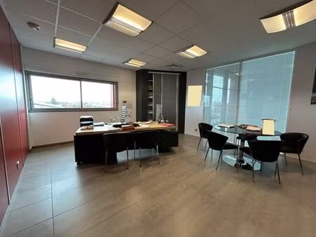 prestigieux bureau de 1200 m2 en location - limoges  france