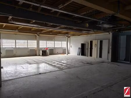 bureau prestigieux de 575 m2 en location - plaisir  île-de-france