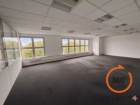 prestigieux bureau de 217 m2 en location - villiers-sur-marne  france