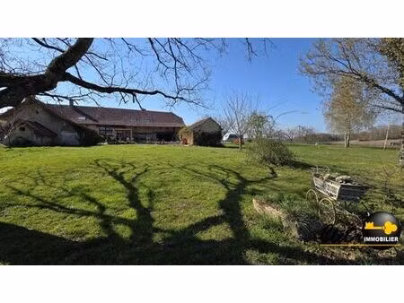 maison de luxe en vente à mouthier-en-bresse  france