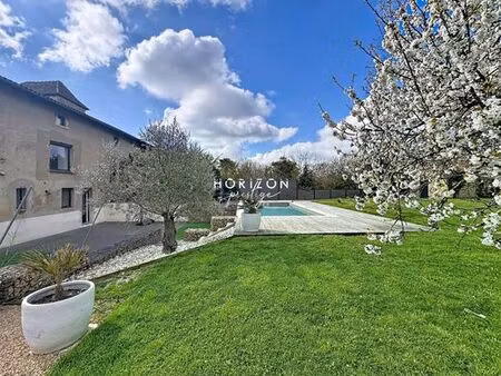 maison de luxe 4 chambres en vente à sancé  bourgogne-franche-comté