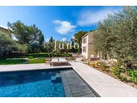 maison de campagne de luxe en location eygalières  provence-alpes-côte d'azur