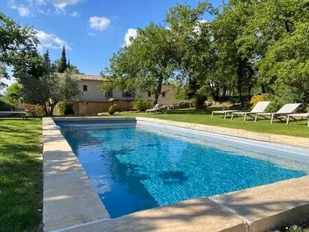 maison de campagne de luxe de 200 m2 en location lacoste  france