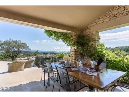 maison de luxe de 6 pièces en location à murs  provence-alpes-côte d'azur