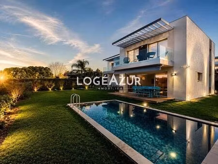 villa de luxe de 4 pièces en location antibes  france