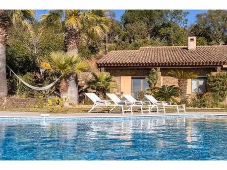 maison de prestige de 300 m2 en location bormes-les-mimosas  provence-alpes-côte d'azur