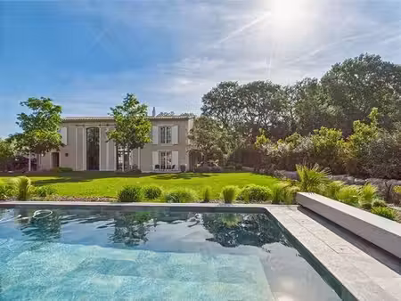 maison de prestige de 360 m2 en location eygalières  provence-alpes-côte d'azur