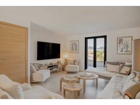 villa de luxe de 9 pièces en location gassin  france