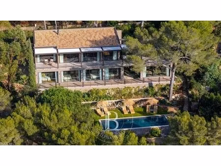 villa de luxe de 8 pièces en location la croix-valmer  provence-alpes-côte d'azur