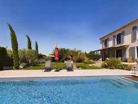 maison de 5 pièces de luxe en location à mouriès  france