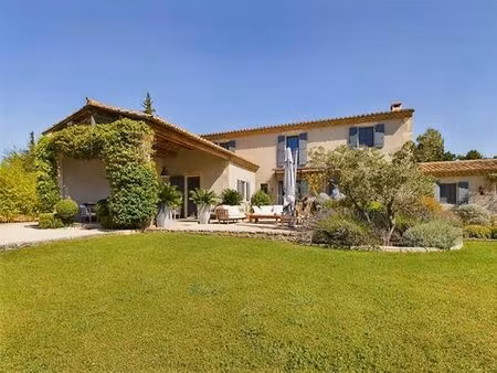 maison de campagne de luxe de 230 m2 en location paradou  provence-alpes-côte d'azur