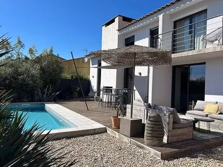 maison de luxe de 158 m2 en location saint-rémy-de-provence  france